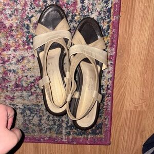 Donald J. Pliner Women's Beige Sandals